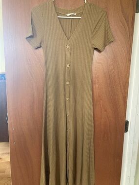 Mango Ribbed Button-Front Maxi Dress in Olive